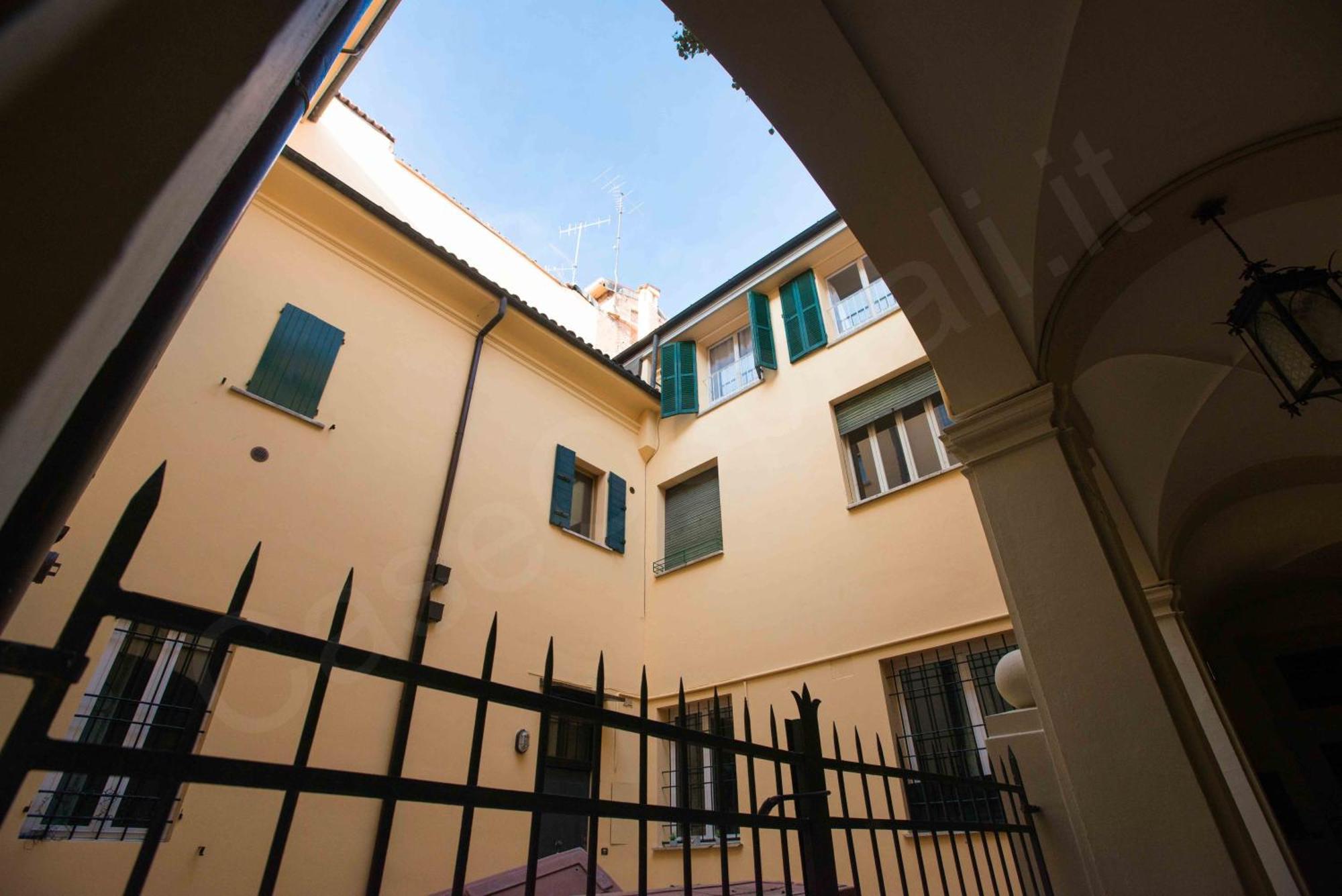 Caseospitali - Daisy, Ampio Trilocale X6 Vicino A Piazza Maggiore Болонья Екстер'єр фото